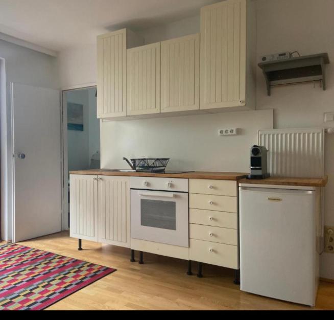 Viеnna City 6 Apartment เวียนนา ภายนอก รูปภาพ